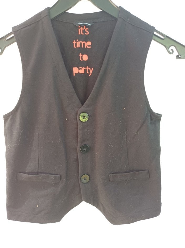 Stoer zwart gilet mt 134/140 merk Hema, ., Trui of Vest, Ophalen of Verzenden, Zo goed als nieuw