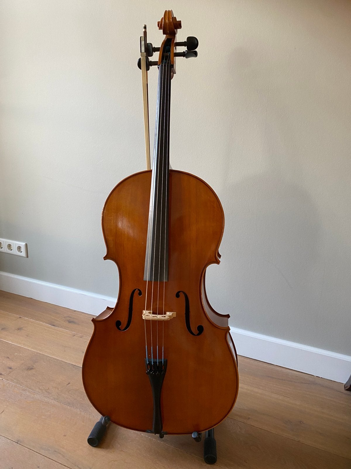 4/4 Cello Kastanjebruin/ antiekrood, Ophalen, Gebruikt, 4/4-cello, Met koffer