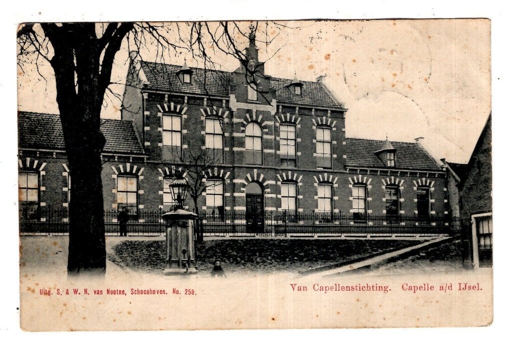 Capelle  a/d Ijsel  Capellestichting van Nooten  no 250, Verzamelen, Ansichtkaarten | Nederland, Verzenden, Voor 1920, Gelopen