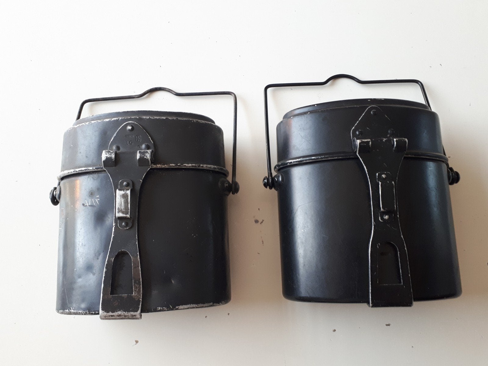 2 Vintage retro kooksets Zwitserse Militaire Gamelle Sigg., Ophalen of Verzenden, Landmacht, Overige gebieden, Overige typen