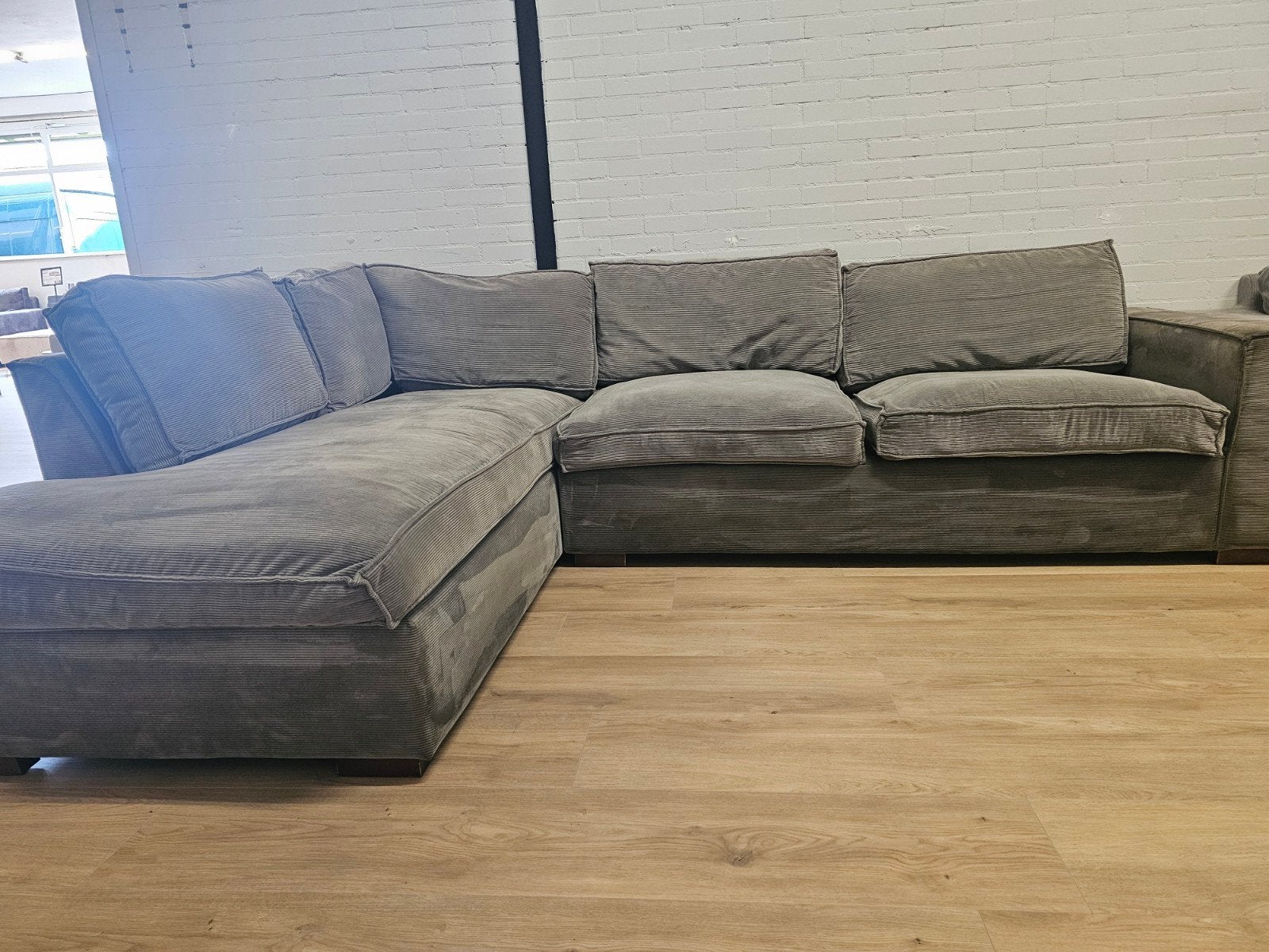 Hoekbank Thomas ribstof, 125 cm of meer, 125 cm of meer, Zo goed als nieuw, Info@homefriesland.nl