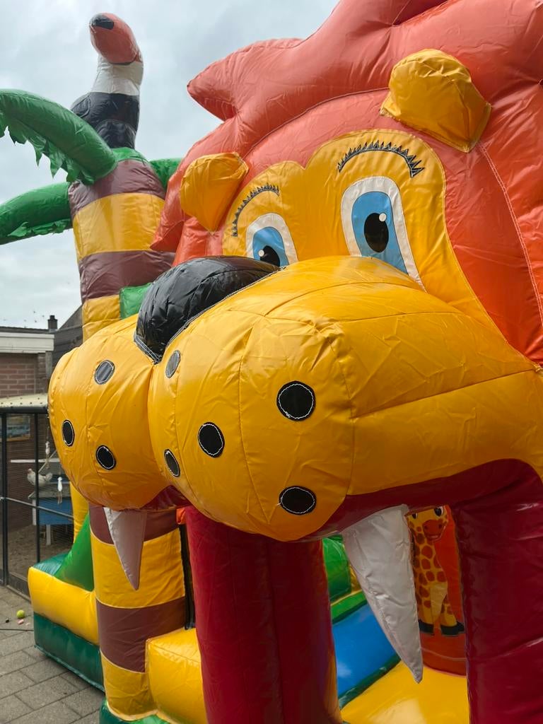 Springkussen huren Goirle - Tilburg- Waalwijk - Hilvarenbeek, Ophalen, Zo goed als nieuw, Overige