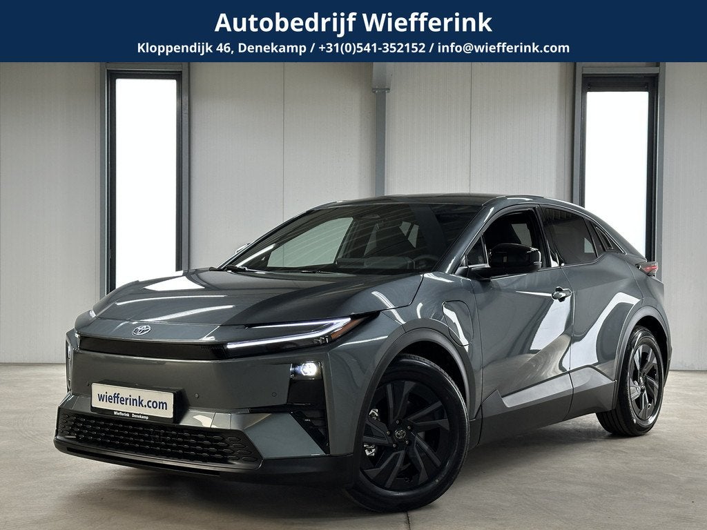 Toyota C-HR+ First Edition 77 kWh | Navi | Acc | Camera | el, Auto's, Toyota, 12 maanden, Stof, Gebruikt, SUV of Terreinwagen