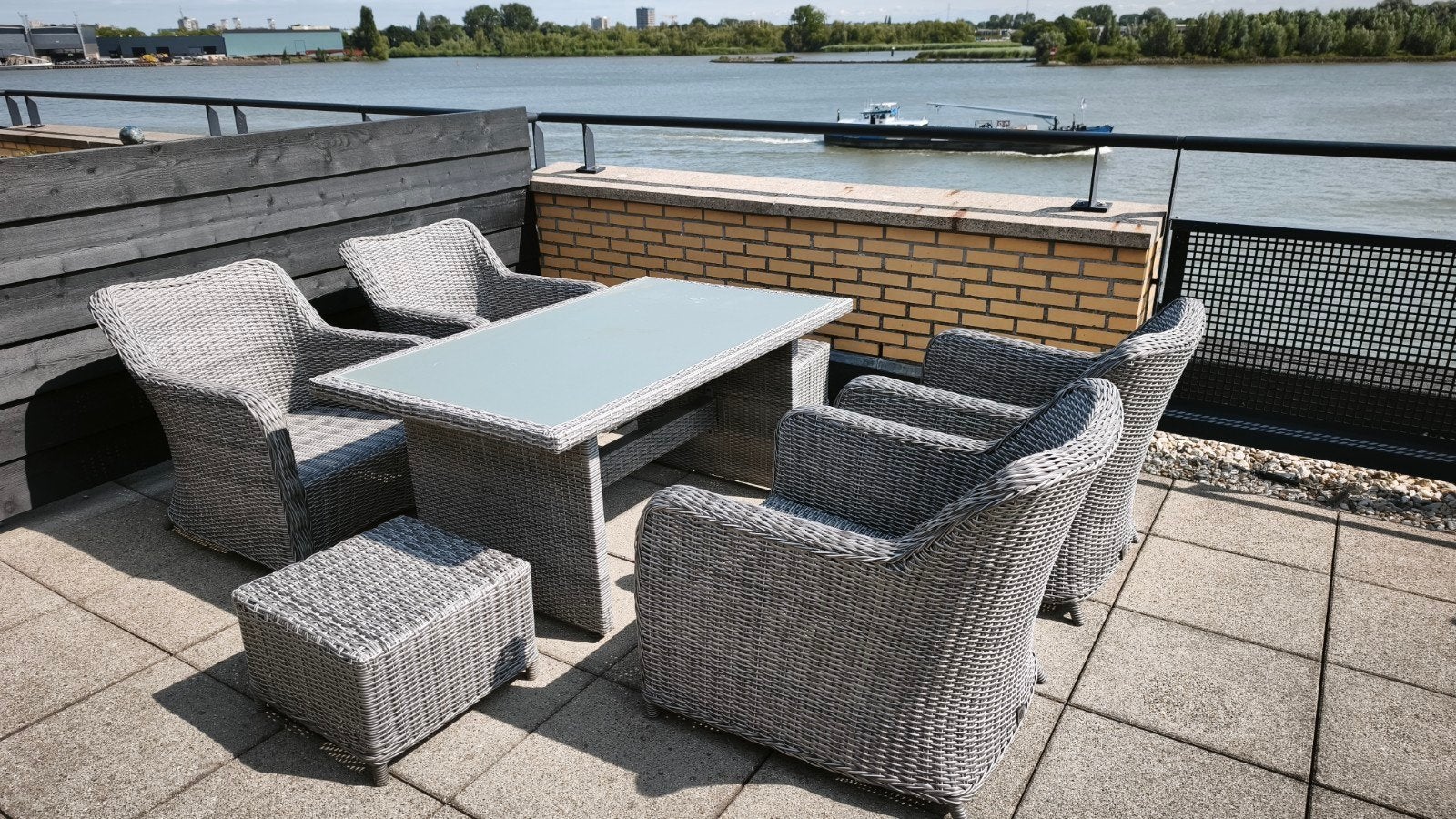 Loungeset met 4 fauteuils en 2 hockers - stevige kussens, Ophalen, Gebruikt, Wicker