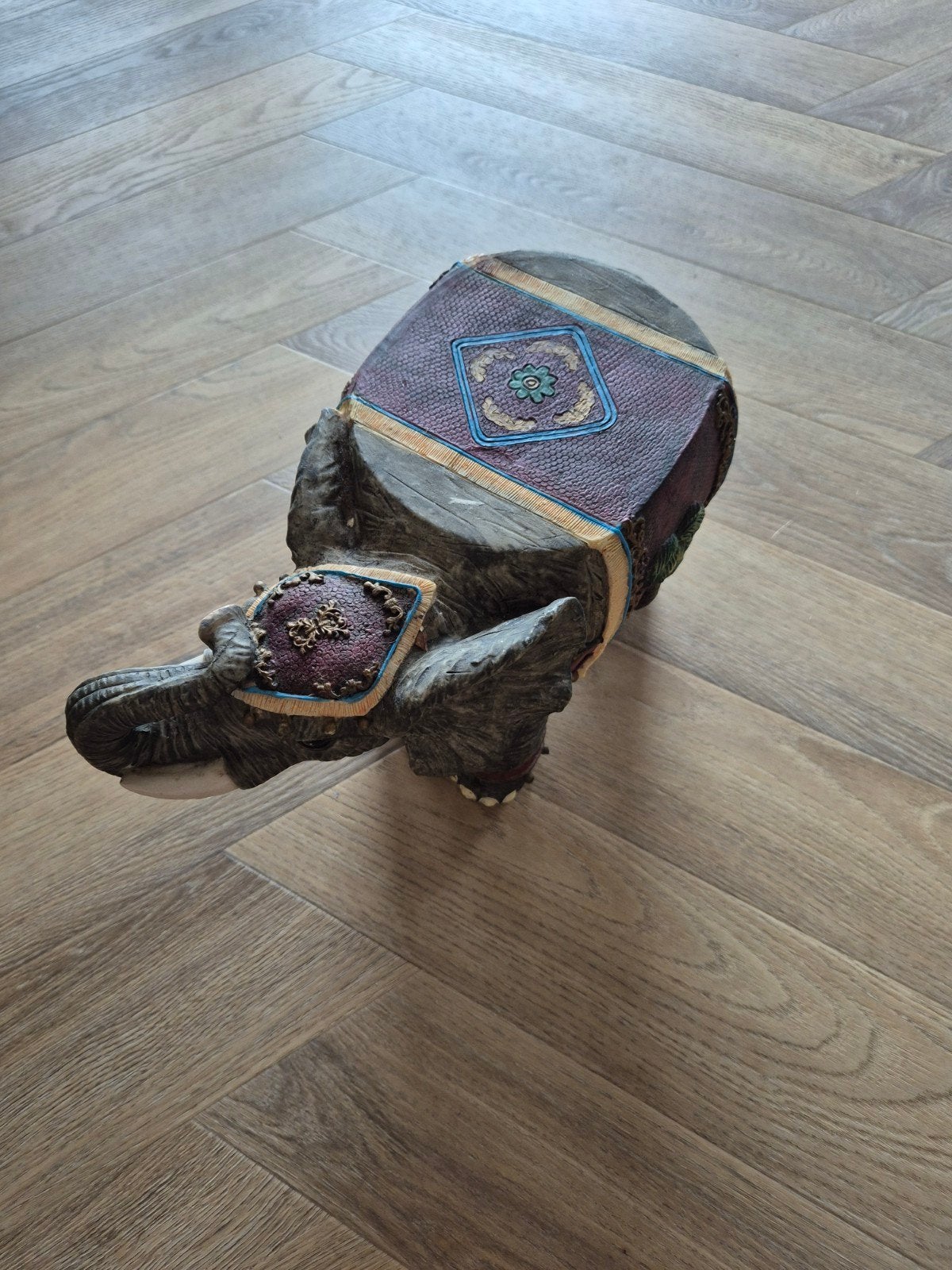 Decoratieve olifant, Ophalen, Gebruikt, Meerkleurig, Oosters