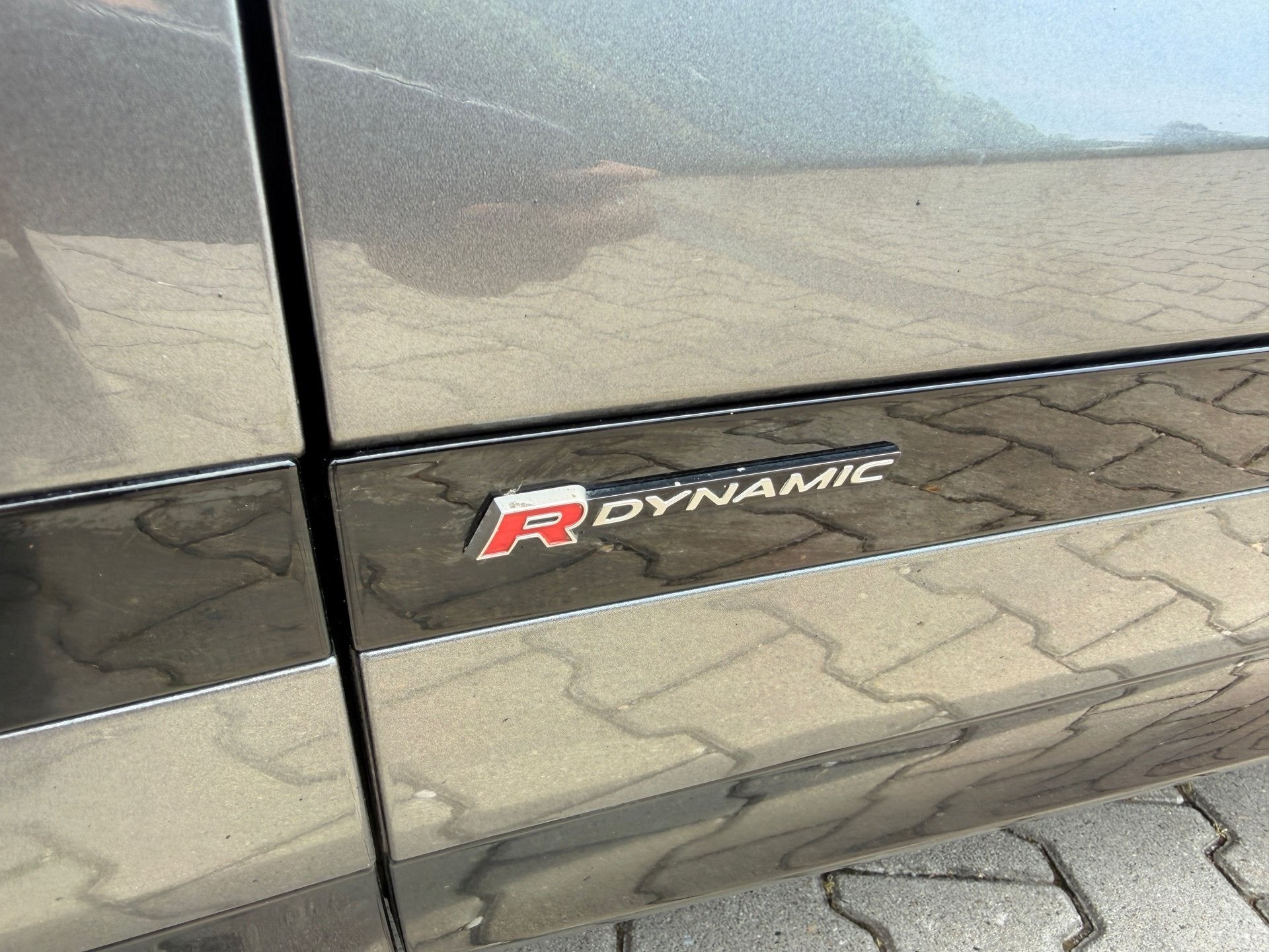 Foto 29 van Land Rover Range Rover Evoque 2.0 P200 AWD R-Dynamic HSE BLA