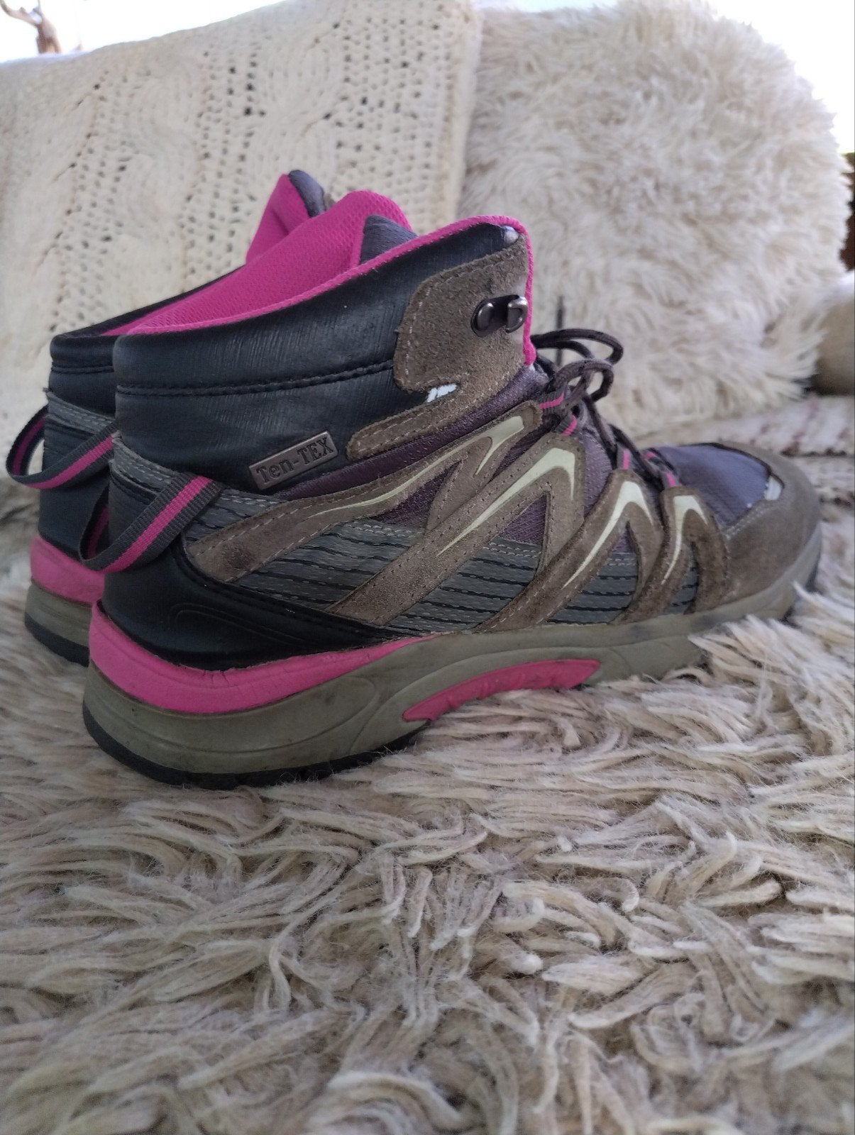 Wandelschoenen maat 40, vallen redelijk klein, Ophalen of Verzenden, Gebruikt, Schoenen