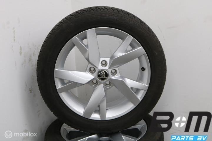 WINTER! ORIGINEEL 17 inch velgen Skoda Octavia 4 5E3601025AC, Banden en Velgen, 17 inch, Winterbanden, Personenwagen