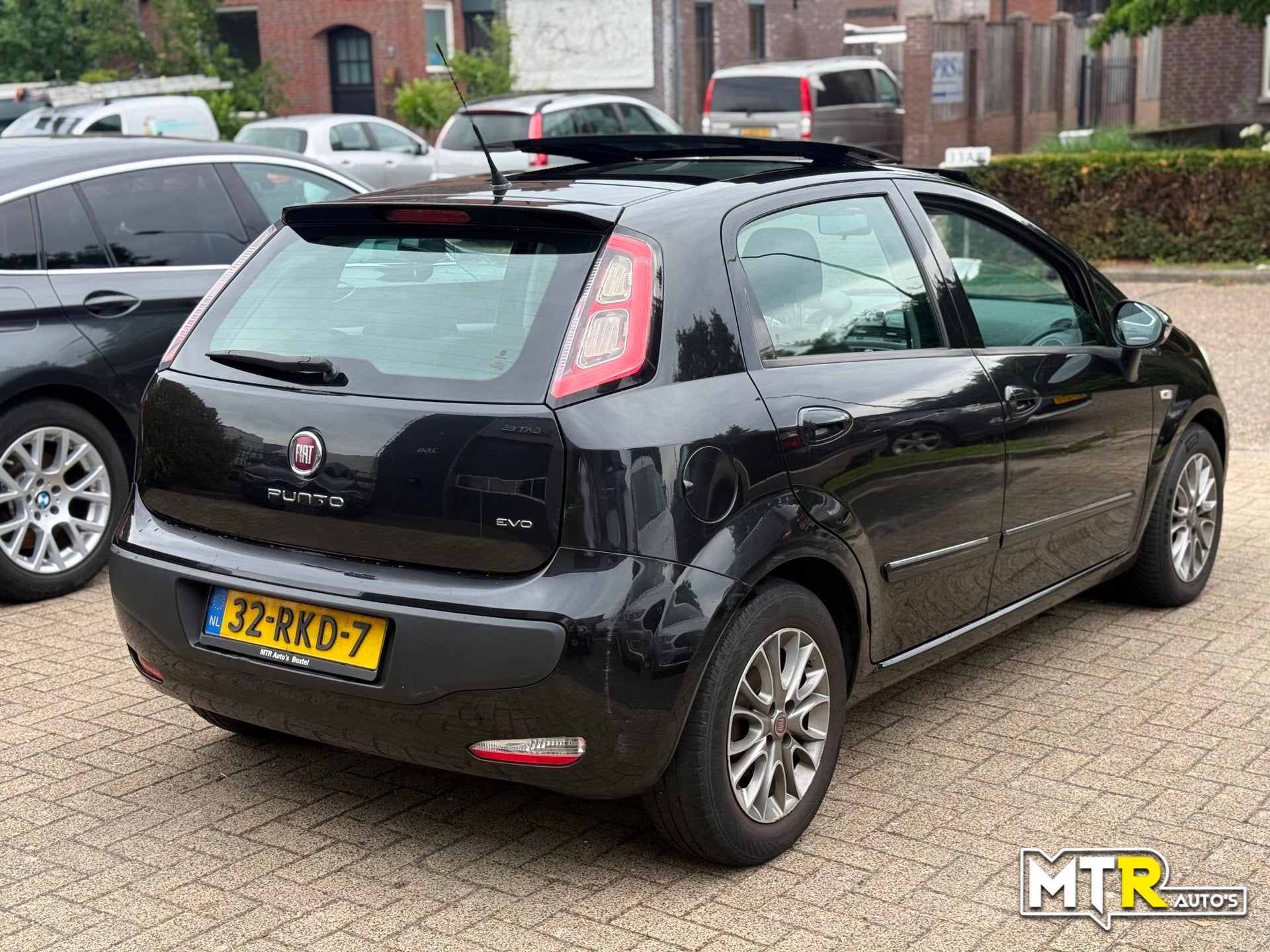 Fiat Punto Evo 1.3 M-Jet Dynamic CLIMA|PANO|NAP, Auto's, Voorwielaandrijving, Euro 5, Gebruikt, Zwart