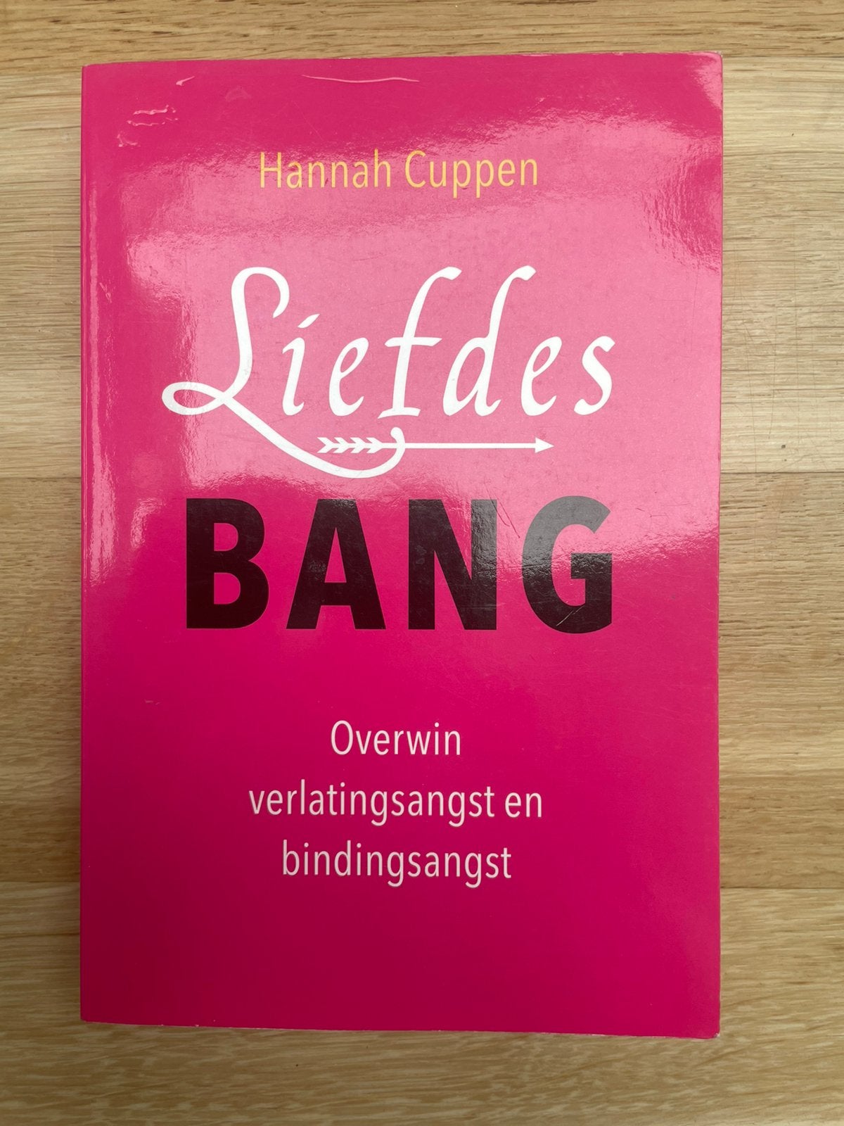 Liefdesbang, Hannah Cuppen, Ophalen of Verzenden, Zo goed als nieuw