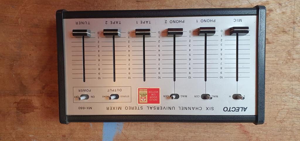 Vintage Alecto MX-680 Stereo Mixer - Voor de Liefhebber, Ophalen of Verzenden, Gebruikt