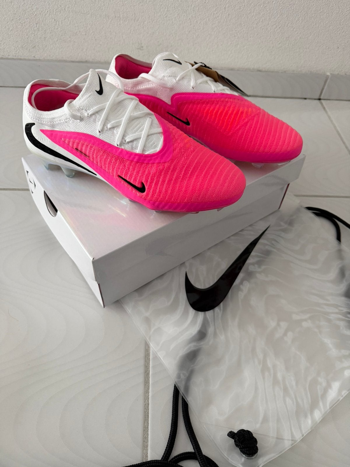 Nike Phantom 6 Low Elite Nieuw., Ophalen
