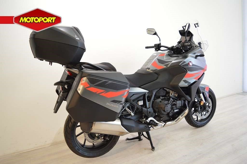 Honda NT 1100 DCT (bj 2023), Wijngaardveld 1
9300  AALST, BE, Bedrijf, Mc.benelux@honda-eu.com, Toermotor