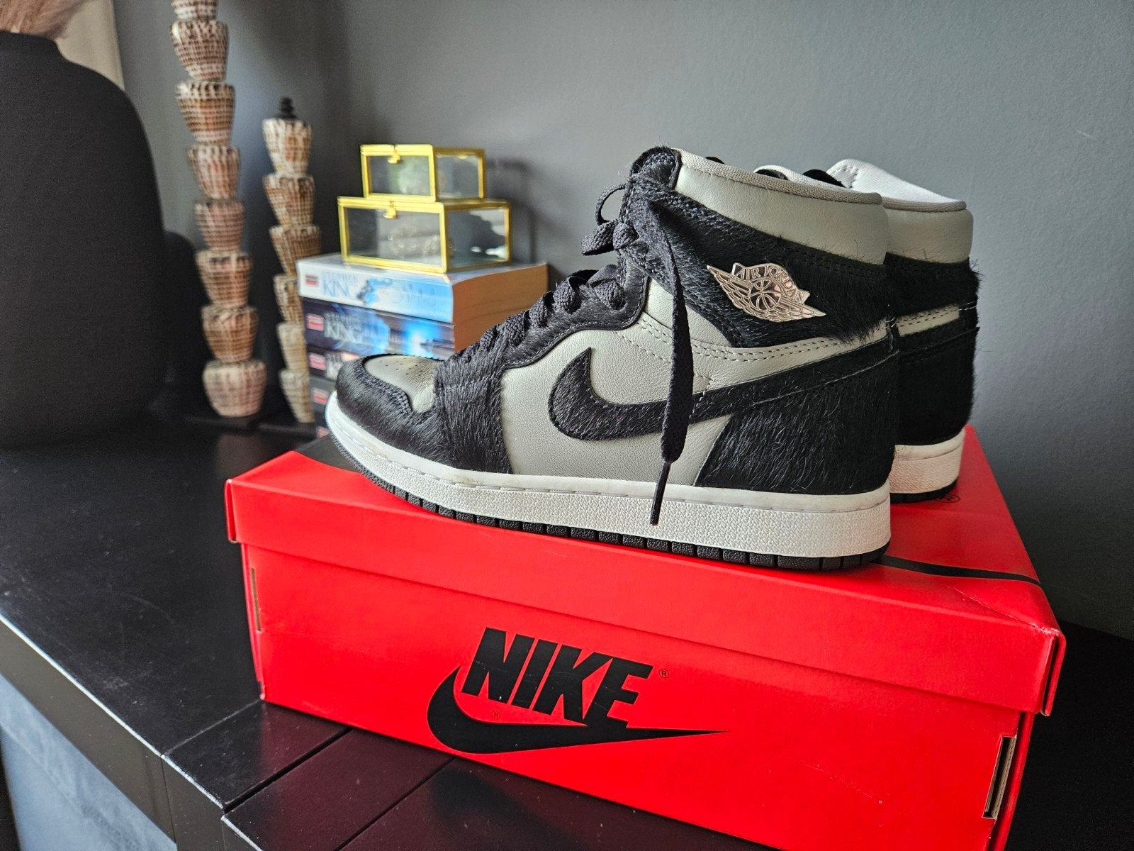 Nike Jordan 1 high OG twist ponyhair 38 sneakers, Kleding | Dames, Nike Air Jordan, Zwart, Ophalen of Verzenden, Sneakers of Gympen