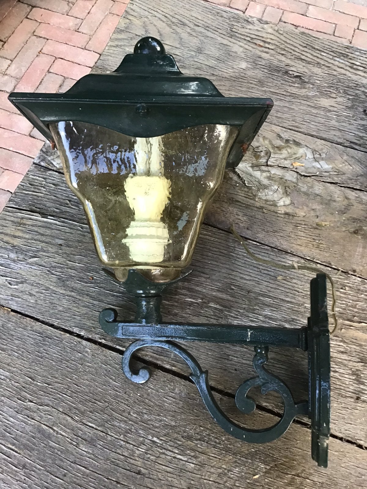 Twee buitenlampen, hangend, Ophalen, Gebruikt, Minder dan 50 watt, Wandlamp