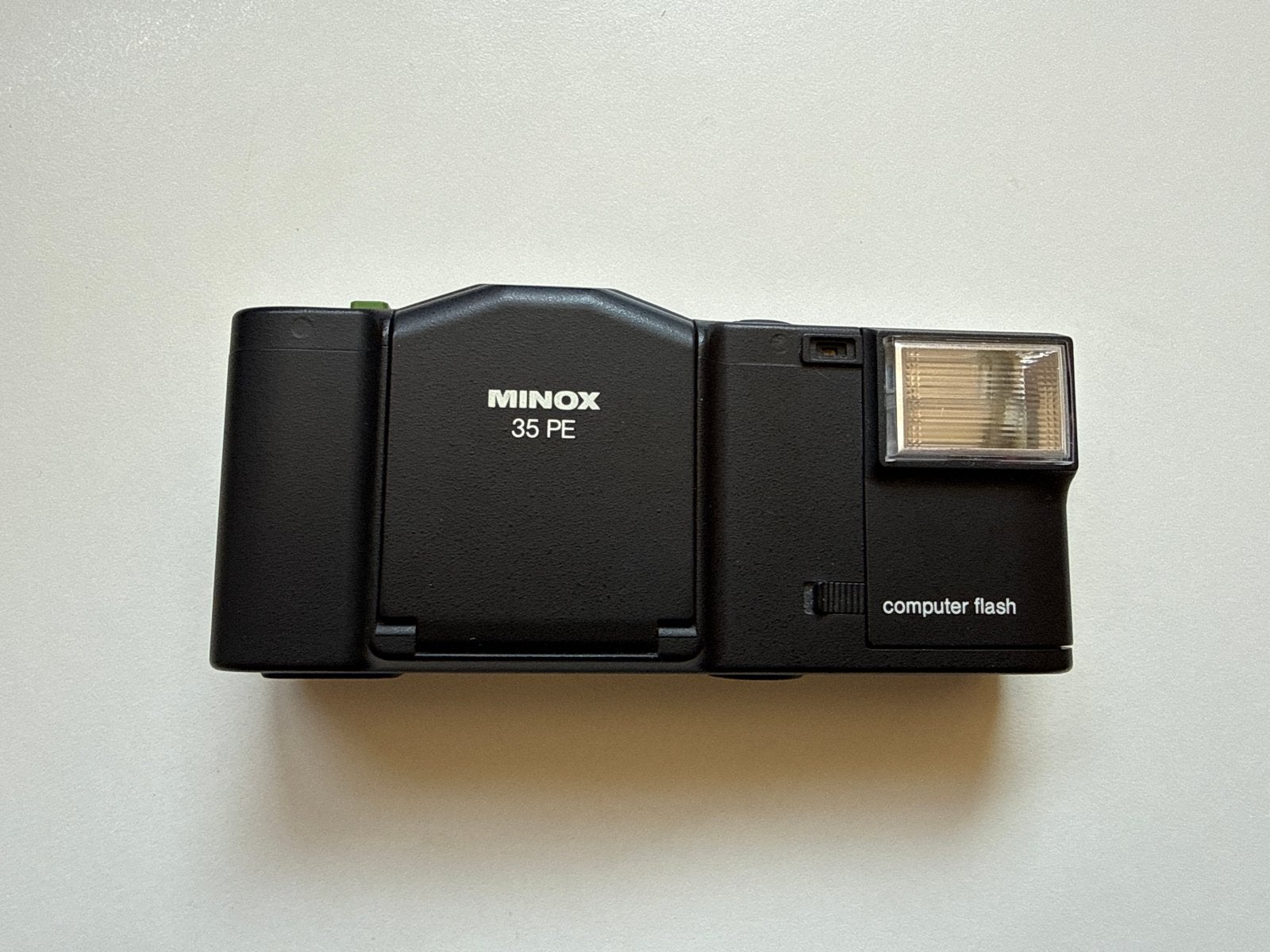 Minox 35 PE Compact Camera met Computer Flash, Ophalen of Verzenden, Gebruikt, Compact, Overige Merken