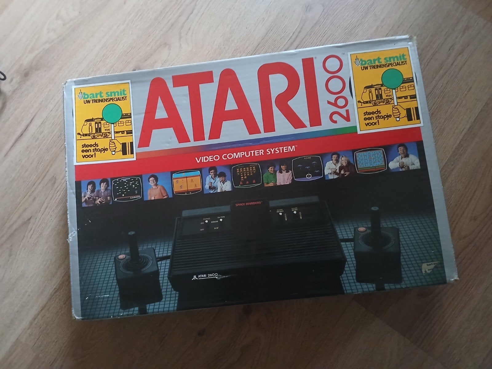 Atari 2600 Darth Vader, Spelcomputers en Games, Spelcomputers | Atari, Ophalen of Verzenden, Zo goed als nieuw, Met 2 controllers