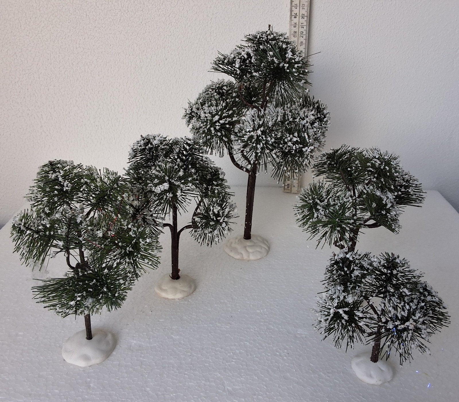 Lemax bomenset ( 5 stuks), Diversen, Kerst, Ophalen of Verzenden, Zo goed als nieuw