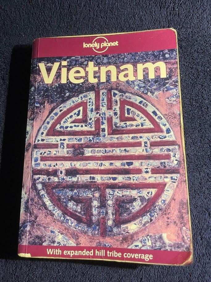 Engels boek: Lonely planet Vietnam., Boeken, Gelezen, Lonely Planet, Ophalen of Verzenden, Reisgids of -boek