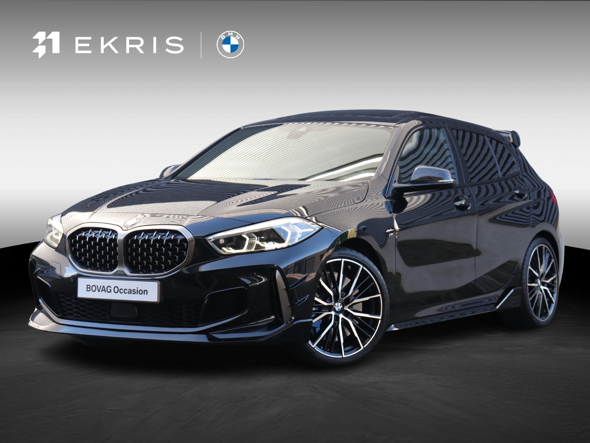 BMW 1-serie M135i xDrive | High Executive | Panodak | M Spor, Auto's, Gebruikt, 4 cilinders, Zwart, Bedrijf