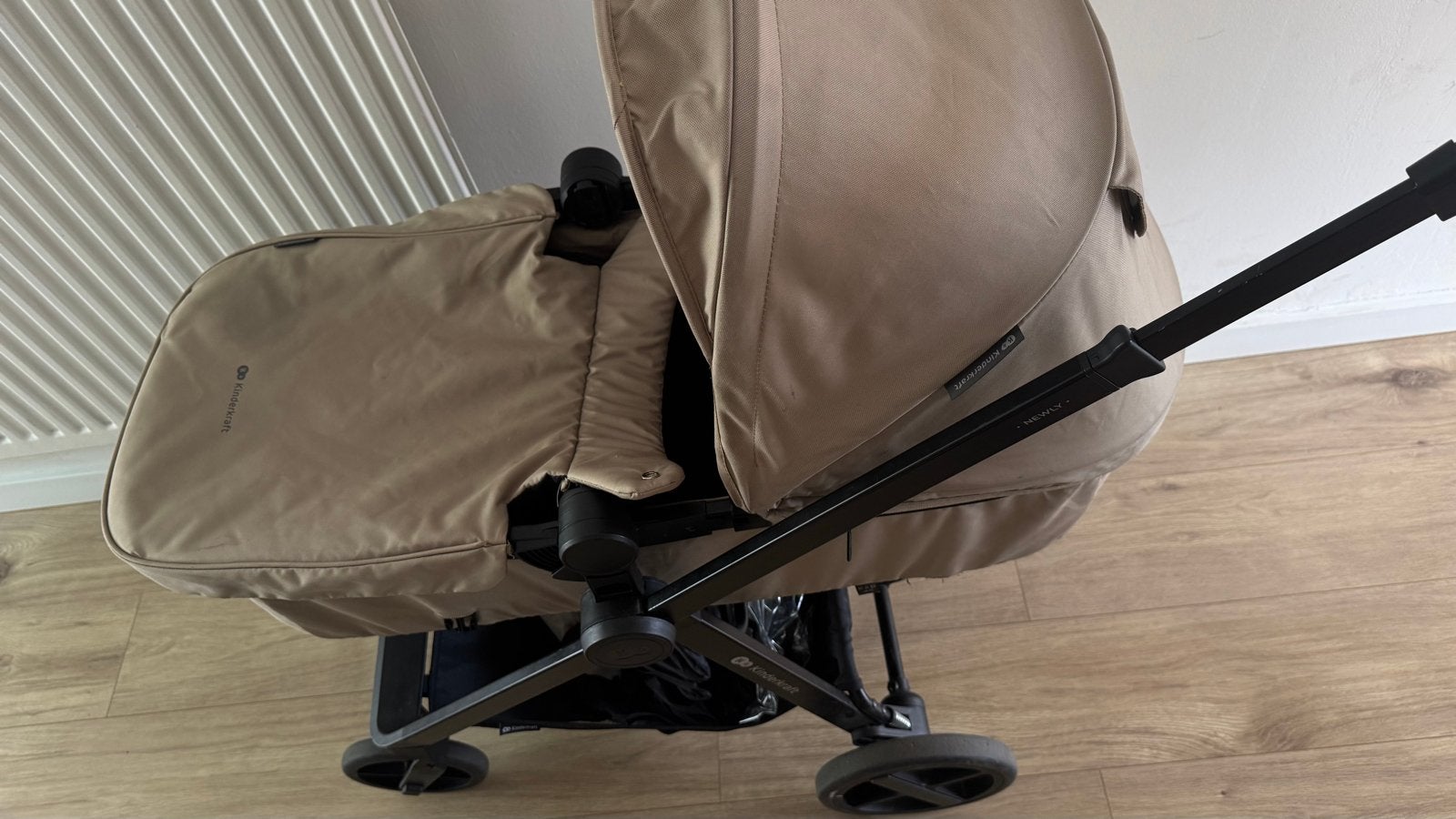 3-in-1 Kinderwagen met autostoel en nieuwe voorbanden, Kinderen en Baby's, Kinderwagens en Combinaties, Gebruikt, Combiwagen, Met autostoeltje