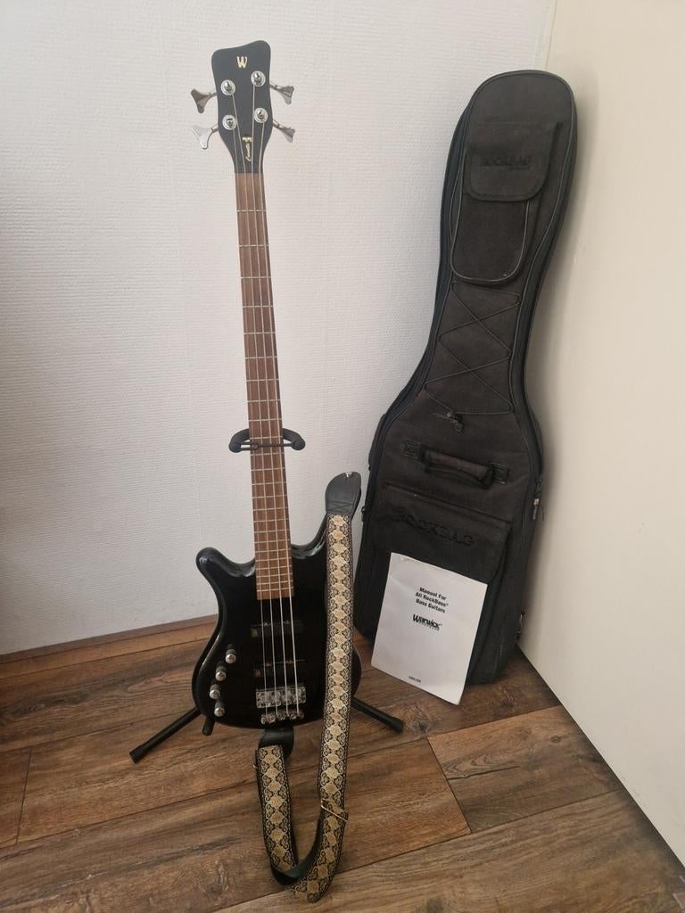Linkshandige Basgitaar (Warwick Corvette Longscale) + Tas, Muziek en Instrumenten, Snaarinstrumenten | Gitaren | Bas, Ophalen