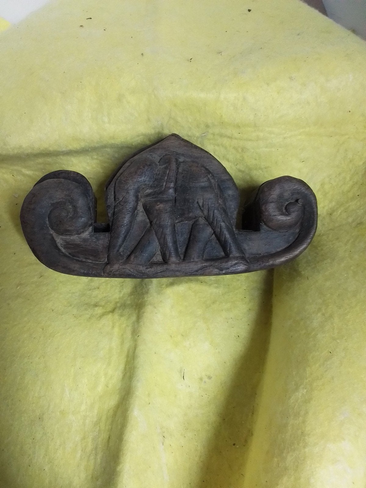 9924) mooi houten  opberg kistje met olifant, Ophalen of Verzenden