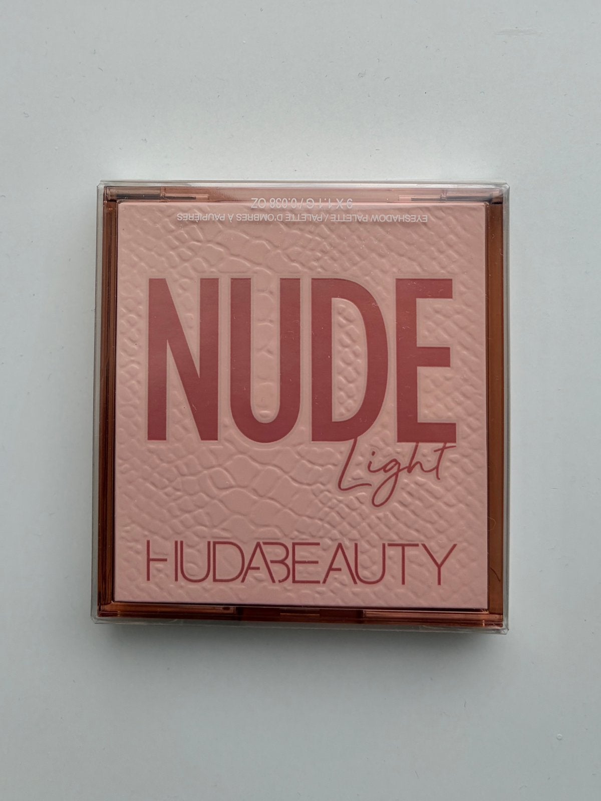 Huda Beauty | Nude Light, Sieraden, Tassen en Uiterlijk, Uiterlijk | Cosmetica en Make-up, Nieuw, Ophalen of Verzenden, Make-up