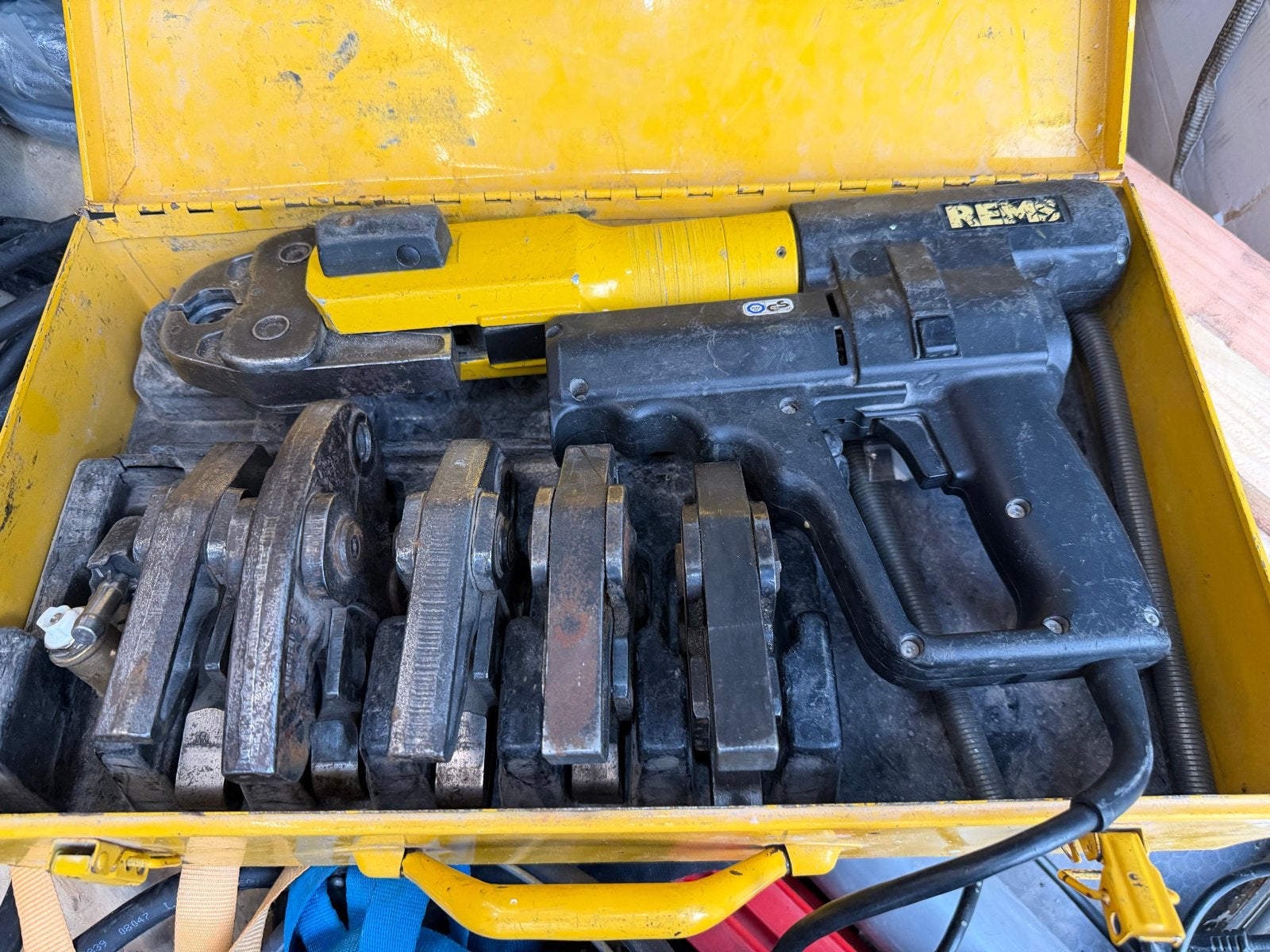 REMS powerpress, u en m bekken, Ophalen of Verzenden, Gebruikt
