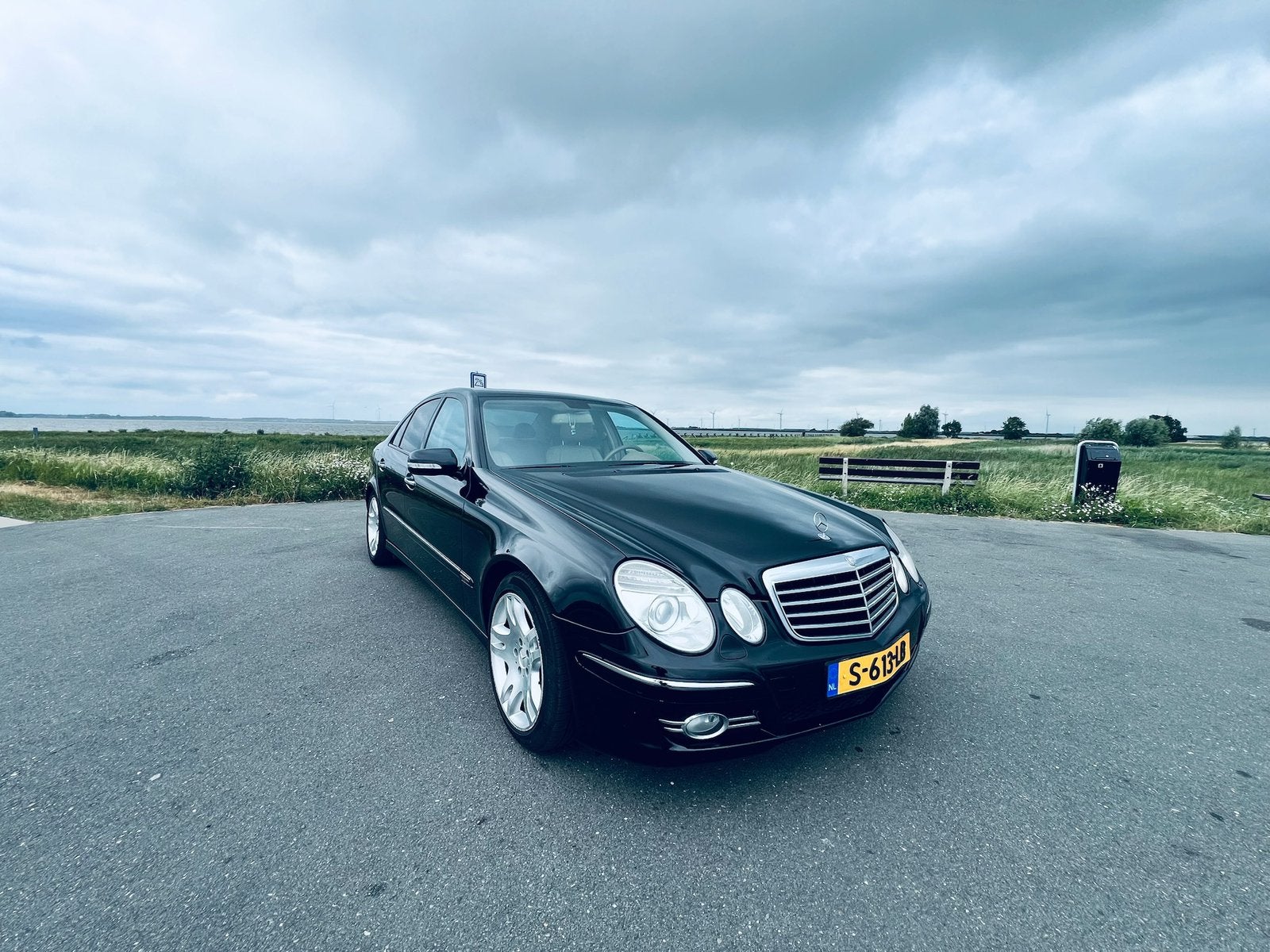 Mercedes-Benz E-Klasse 3.0 E280 Avantgarde Facelift LPG/G3, Automaat, Beige, Zwart, Particulier