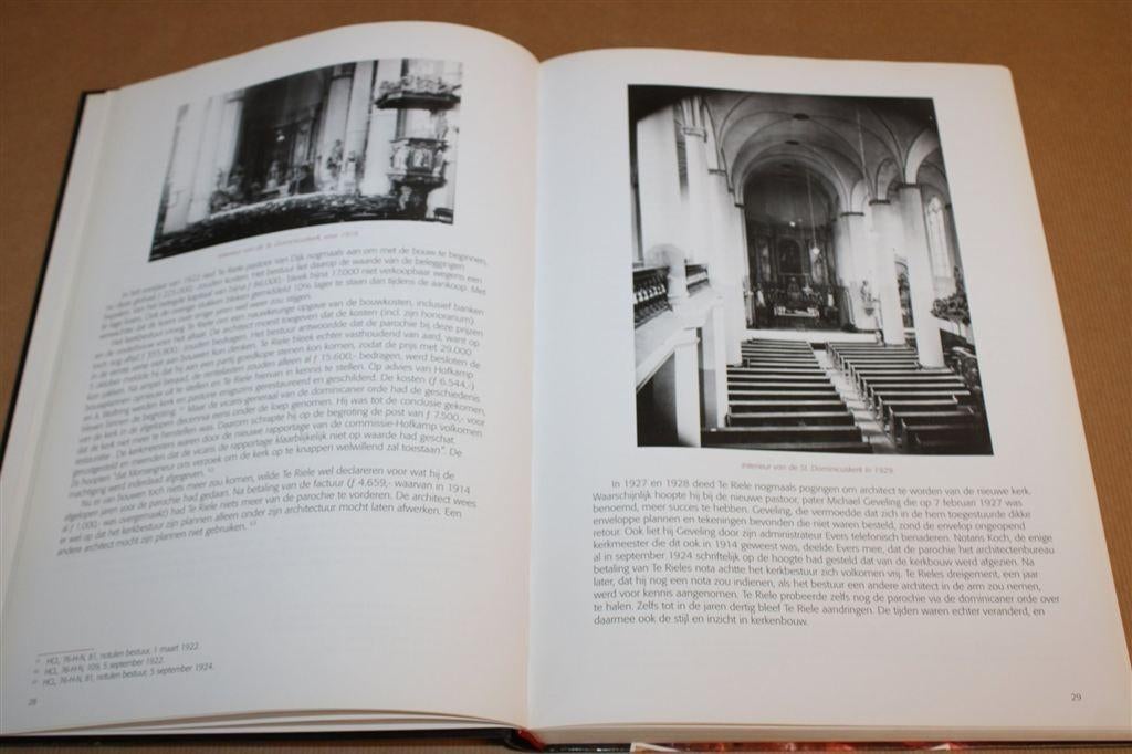 Katholiek Leeuwarden — Dominicuskerk 75 Jaar, Ophalen of Verzenden, Gelezen