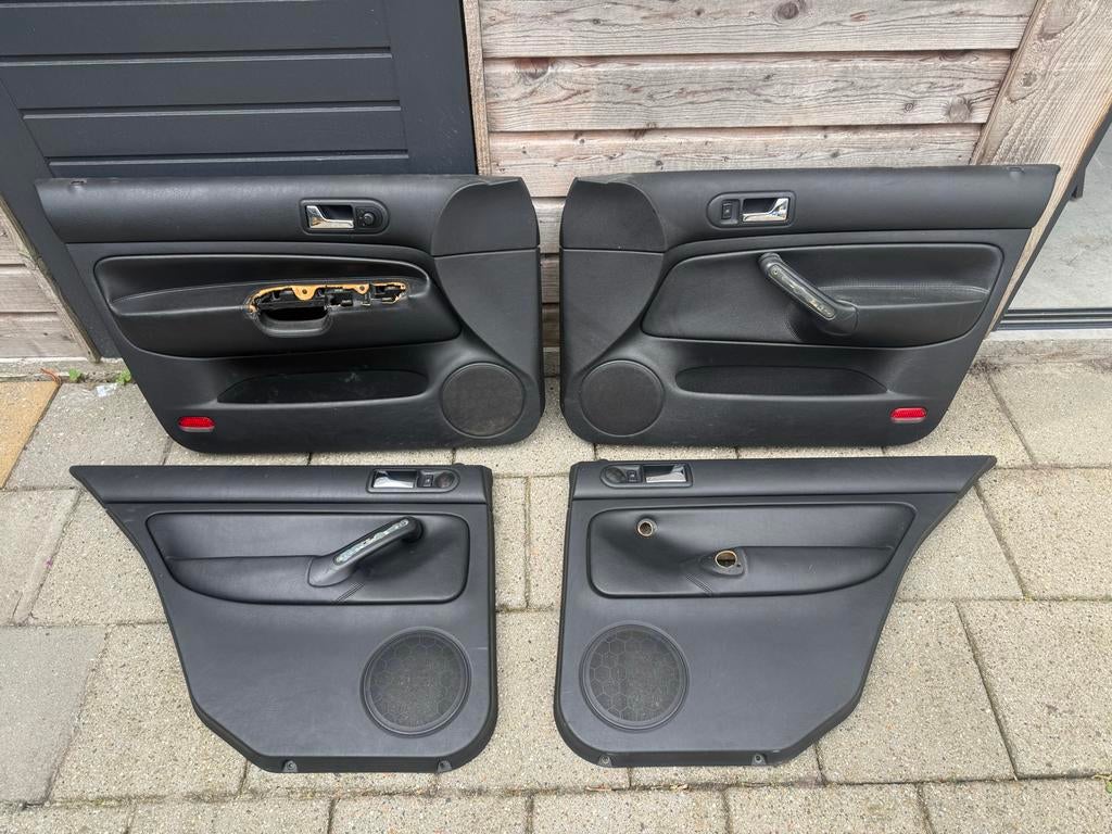 Leren Deurpanelen Golf MK4 5-deurs, Auto-onderdelen, Interieur en Bekleding, Ophalen, Gebruikt, Volkswagen