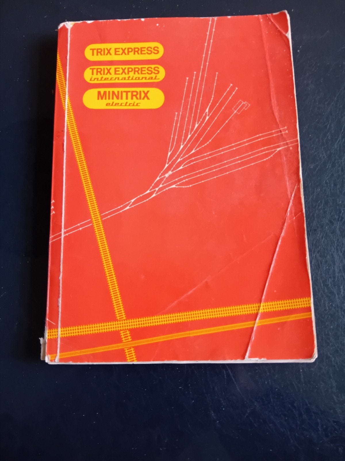Trix railfiguren boek., Boeken, Ophalen of Verzenden