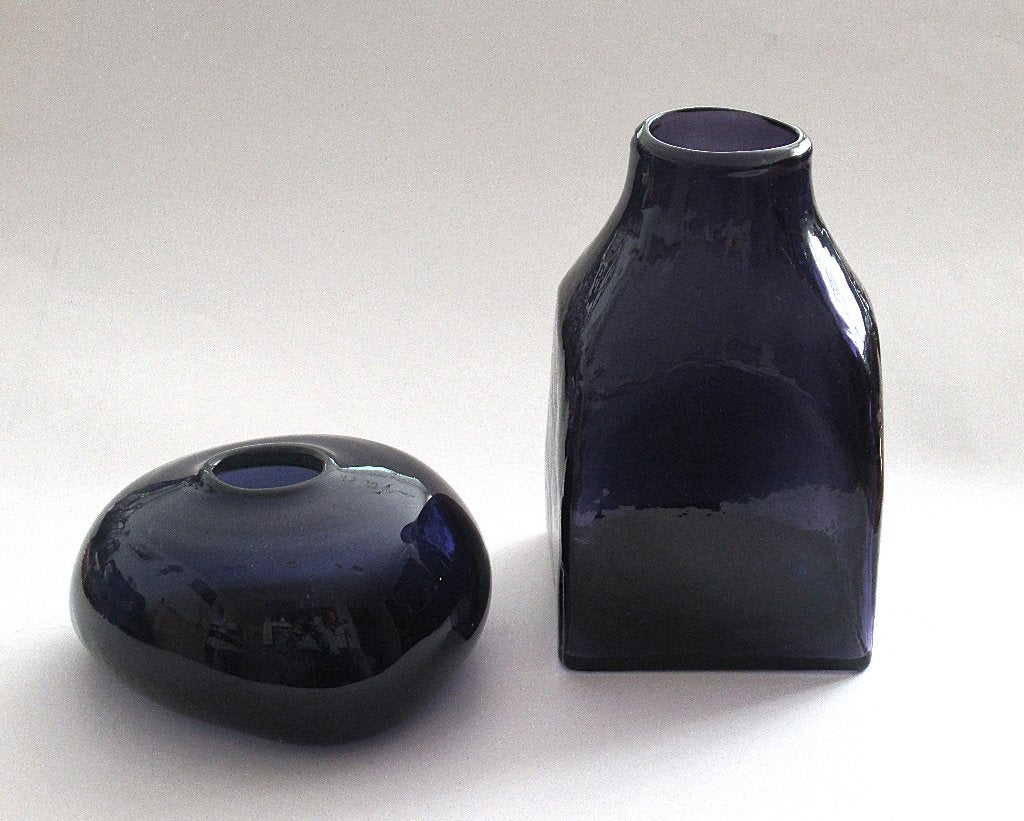 Vintage twee art glas objecten Cobalt Blue handmade vaasjes., Ophalen of Verzenden
