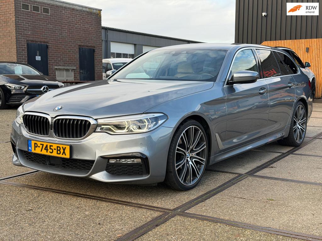 BMW 5-serie Touring 530i High Executive M-Sport ACC HUD PDC, Auto's, BMW, Automaat, 1998 cc, Achterwielaandrijving, Gebruikt