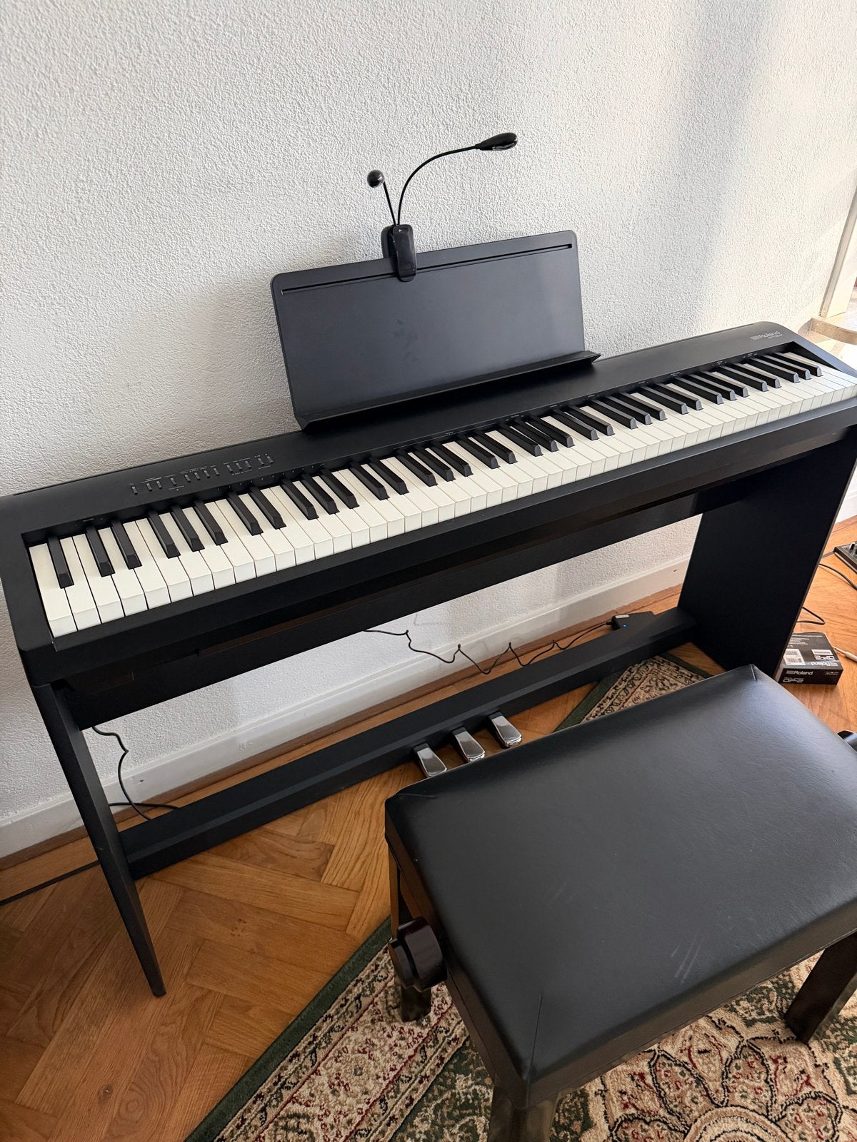Nieuwe Roland FP-30X Digitale Piano, meest luxe uitvoering, Muziek en Instrumenten, Ophalen, Zwart, Digitaal, Zo goed als nieuw