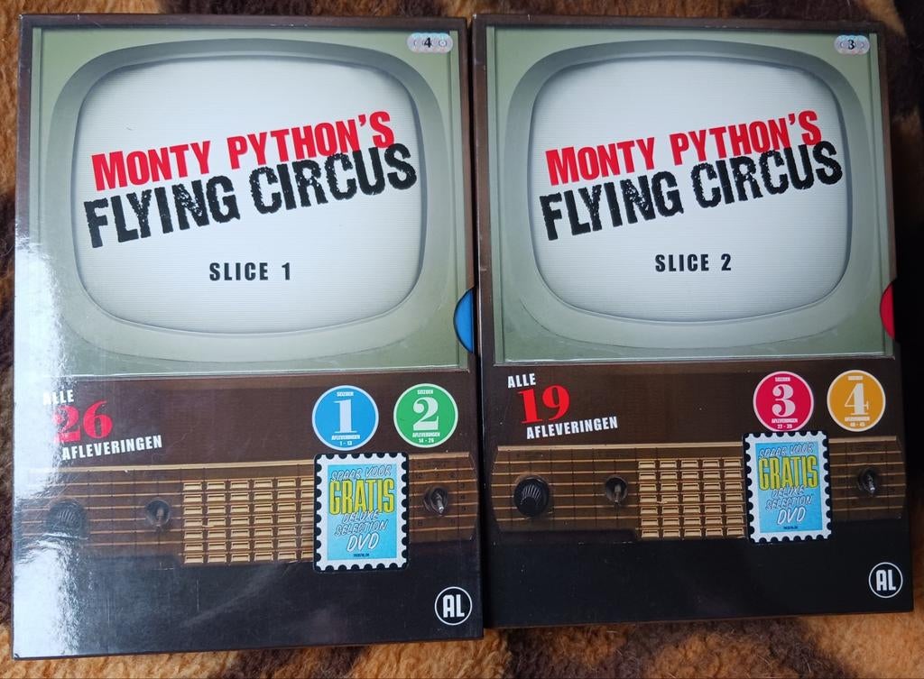 Monty Python's Flying Circus Slice 1&2, Cd's en Dvd's, Dvd's | Tv en Series, Boxset, Ophalen of Verzenden, Zo goed als nieuw, Komedie