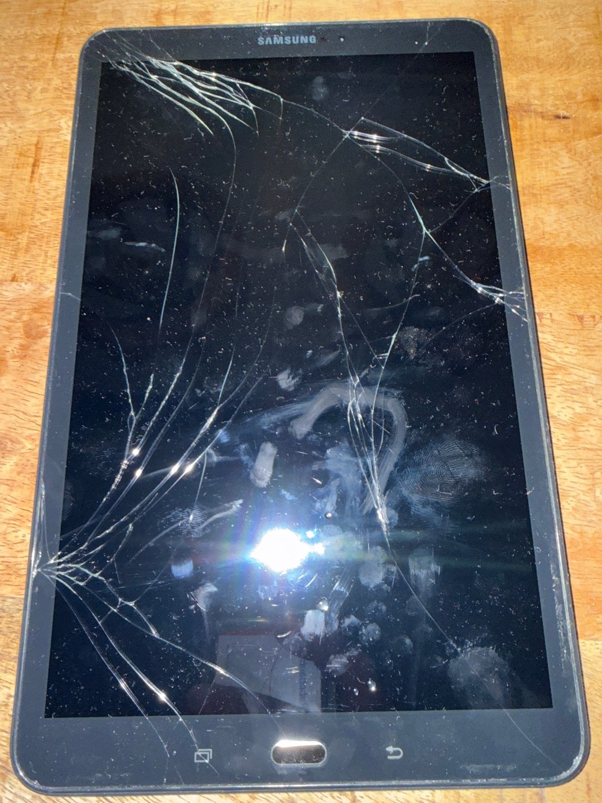 Samsung Galaxy Tab A SM-T580 - Scherm gebroken, Computers en Software, 10 inch, 32 GB, Ophalen of Verzenden, Niet werkend