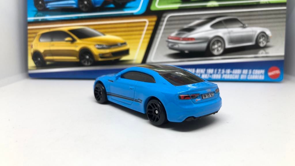 33 Audi rs5 coupe Hot Wheels Hotwheels VAVB nieuw, Ophalen of Verzenden, Nieuw, Auto