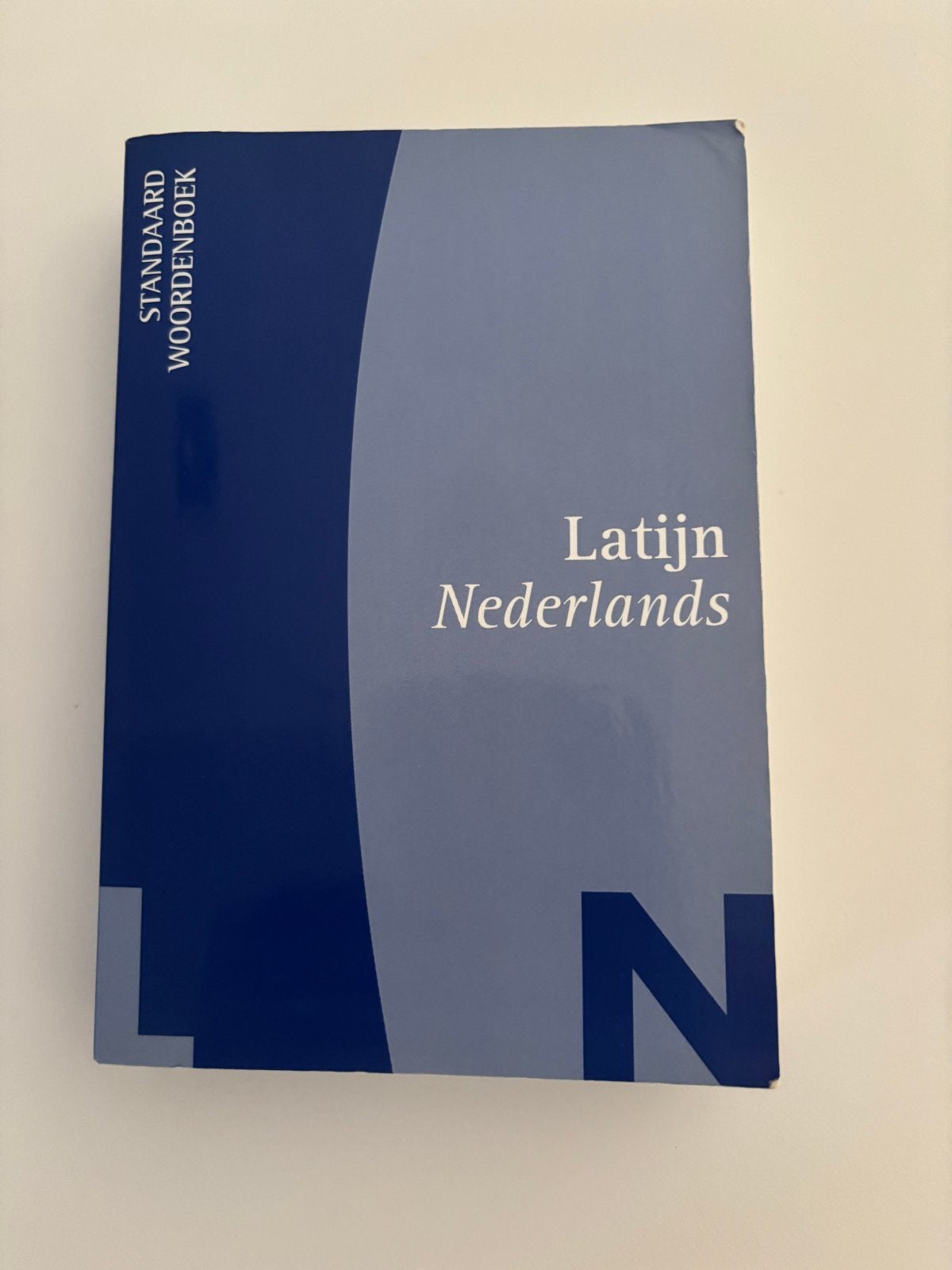 Standaard Woordenboek Latijn Nederlands, Ophalen, Zo goed als nieuw, Non-fictie