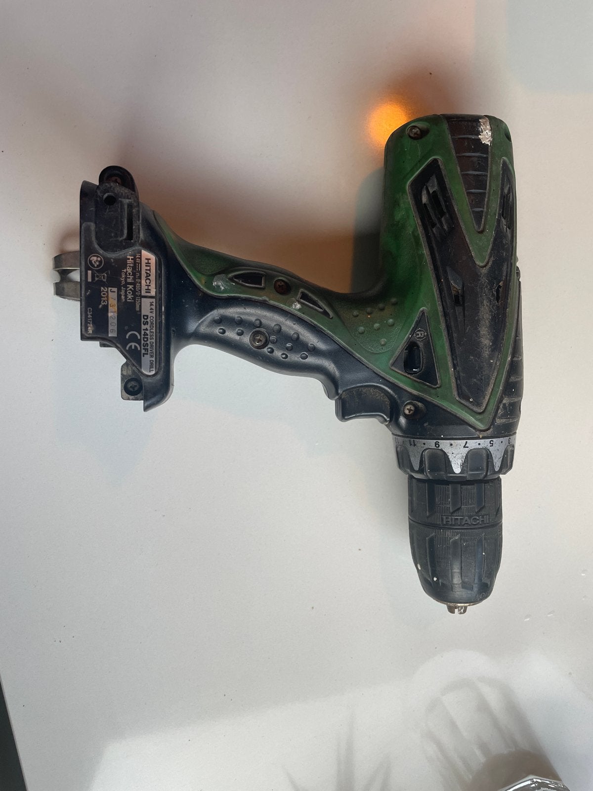 Hitachi DS14DPL Accuboormachine 14.4V Li-ion, Gebruikt, Variabele snelheid, Ophalen of Verzenden, Boor- en Schroefmachine