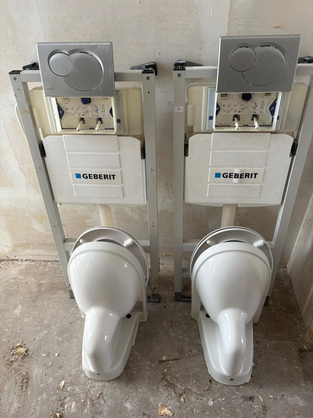Gebruikte Geberit WC met inbouwreservoir, Ophalen, Gebruikt, Toilet
