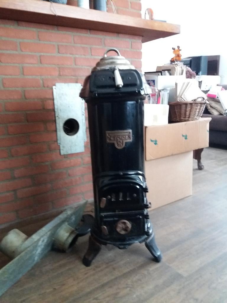 Oud hout kacheltje, Huis en Inrichting, Kachels, Ophalen, Gebruikt, Houtkachel, Vrijstaand