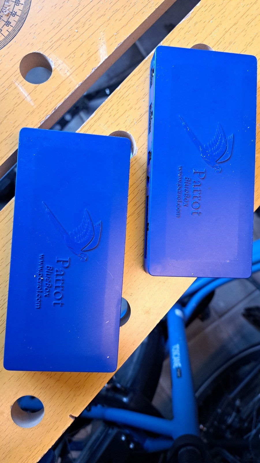 Parrot MKi9200  Carkit Modules (2 stuks), Auto diversen, Ophalen of Verzenden, Gebruikt