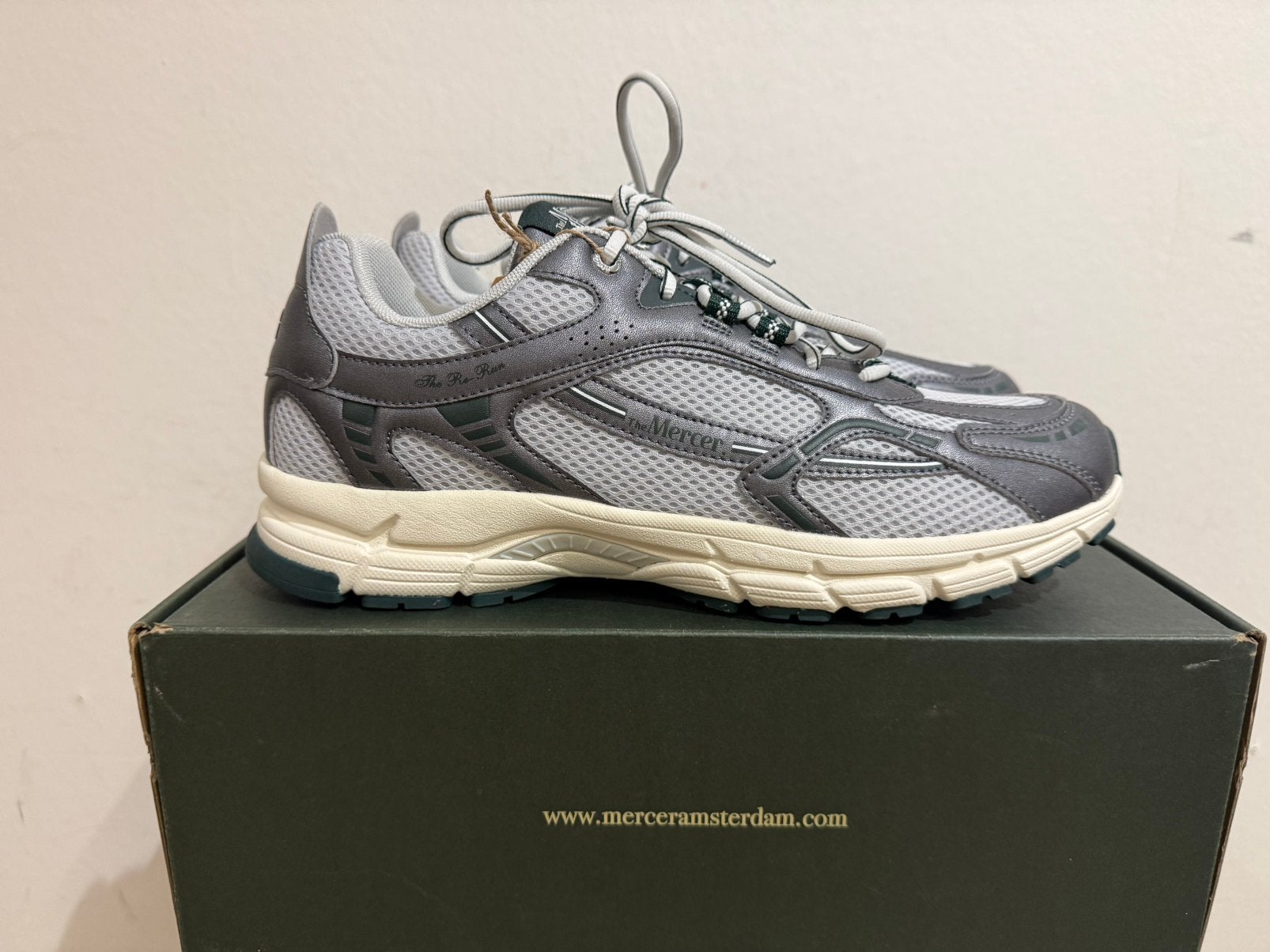 Te koop nieuwe Mercer Re Run Speed Grey maat 45, Postlaan 3, Overige kleuren, Mercer, Nieuw