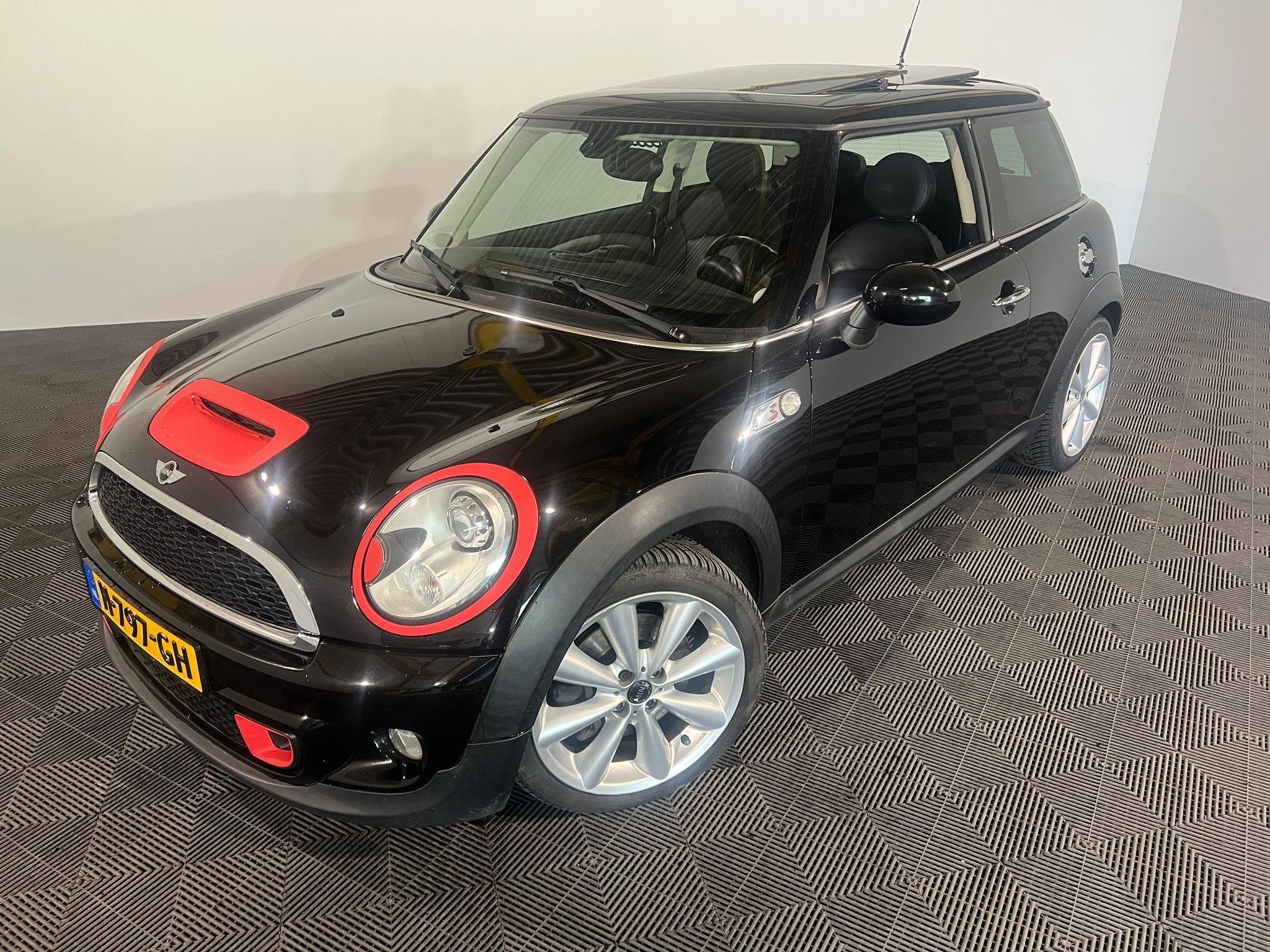 MINI 3-Deurs 1.6 Cooper S Chili, Auto's, Voorwielaandrijving, Euro 5, Gebruikt, Zwart