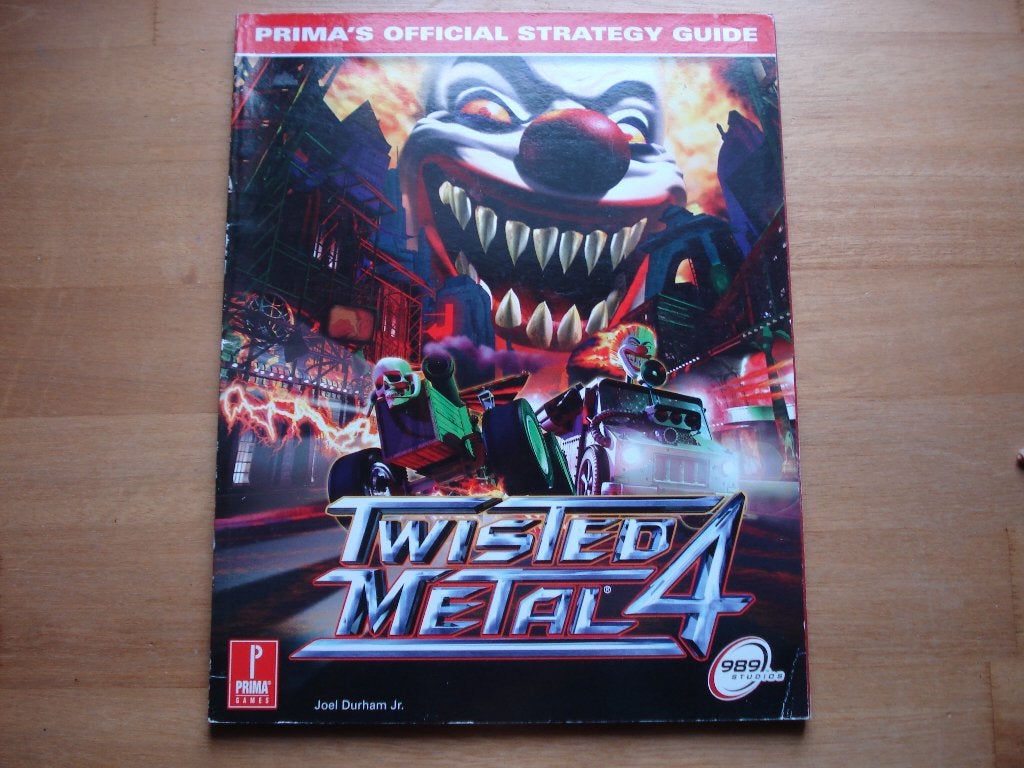 twisted metal 4 ps1 strategy guide, Spelcomputers en Games, 1 speler, Racen en Vliegen, Ophalen of Verzenden, Zo goed als nieuw