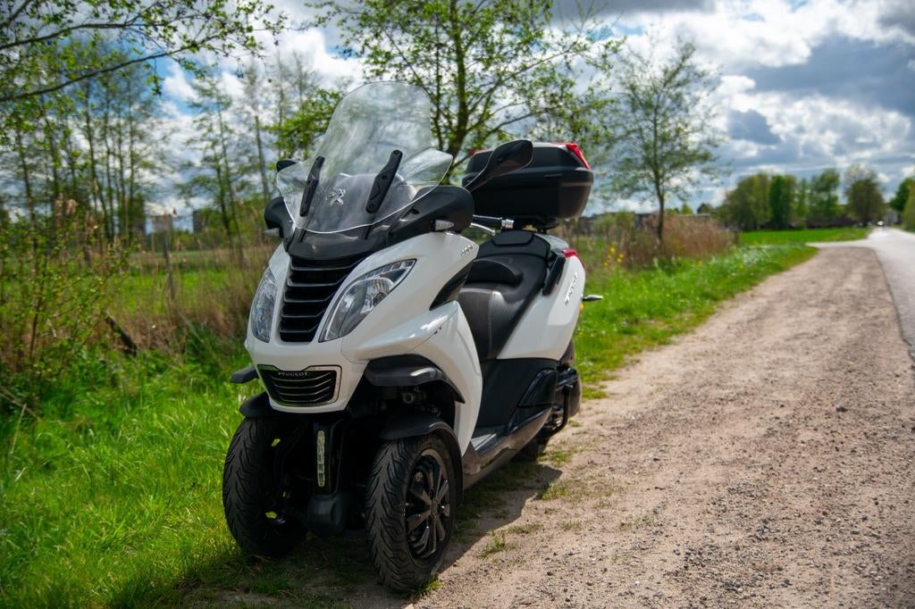 Witte Peugeot Metropolis 400i ABS 2019, Motoren, 400 cc, LED Verlichting, Occasion, Particulier
