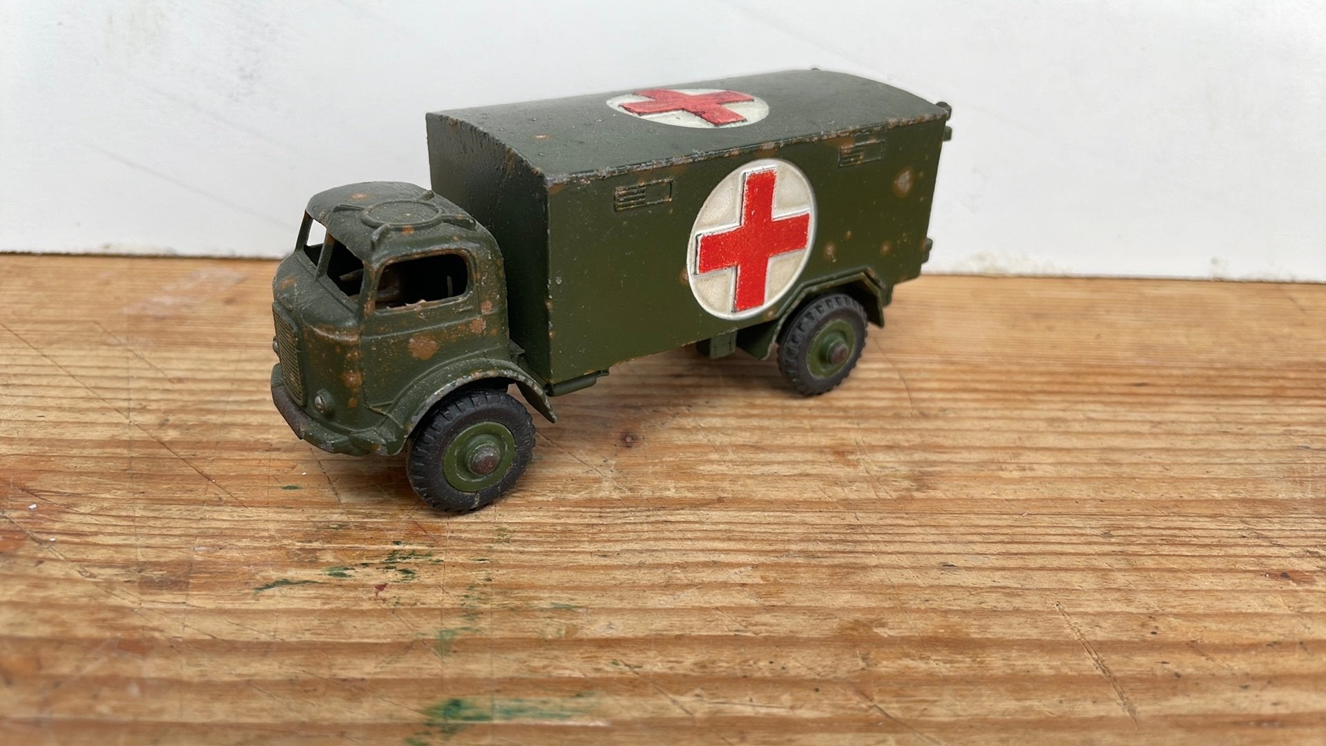 Dinky toy 626, Ophalen of Verzenden, Zo goed als nieuw, Bus of Vrachtwagen, Overige merken