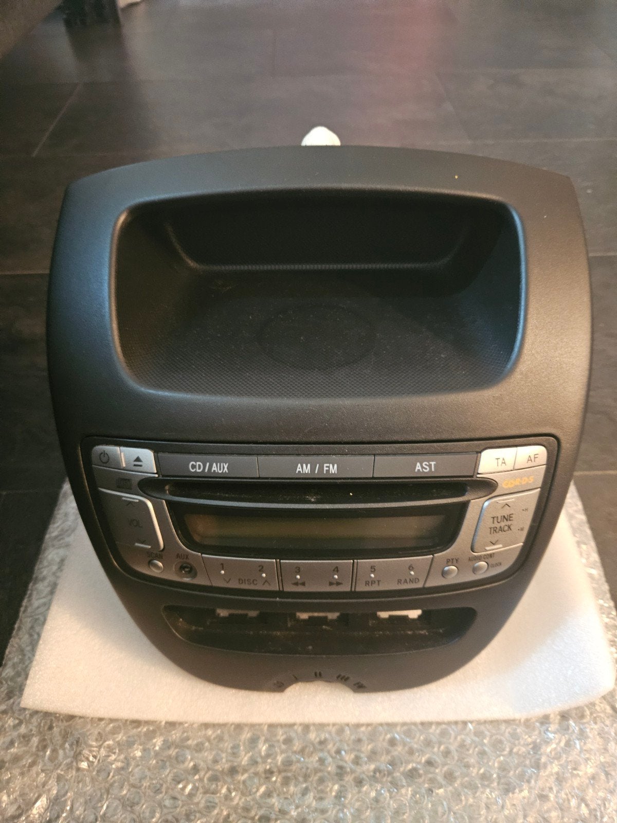 Peugeot 107, 2012 Radio CD/AUX Speler, Ophalen of Verzenden, Gebruikt